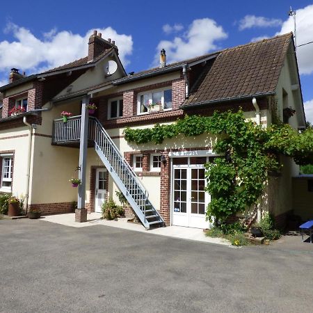 La Fontainoise Acomodação com café da manhã Fontaine-sur-Somme Exterior foto
